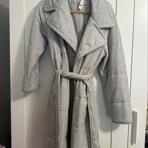 Hard To Find Super Soft Target Gray Quilted Robe. Like New. XS